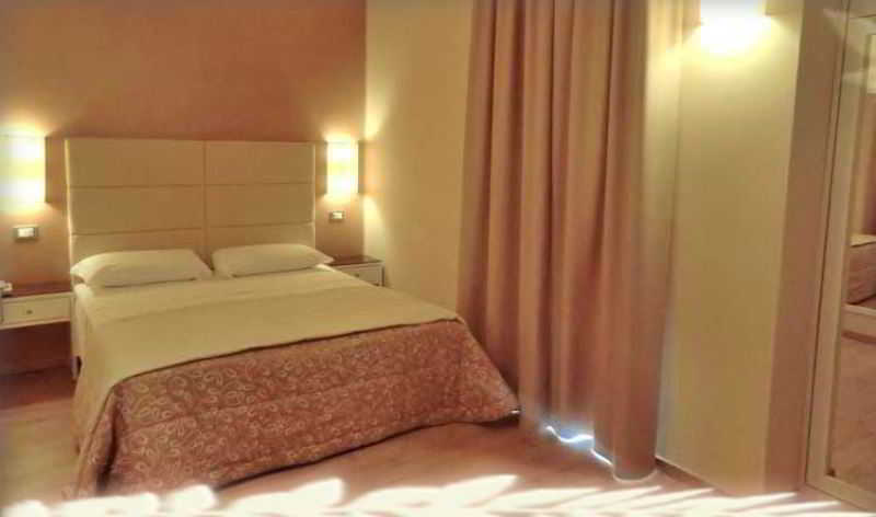 Hotel Regit Местре Экстерьер фото