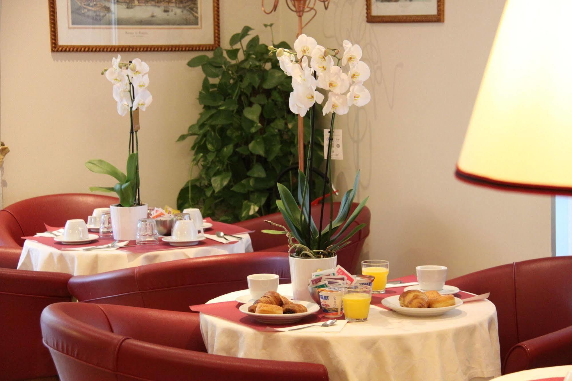 Hotel Regit Местре Экстерьер фото